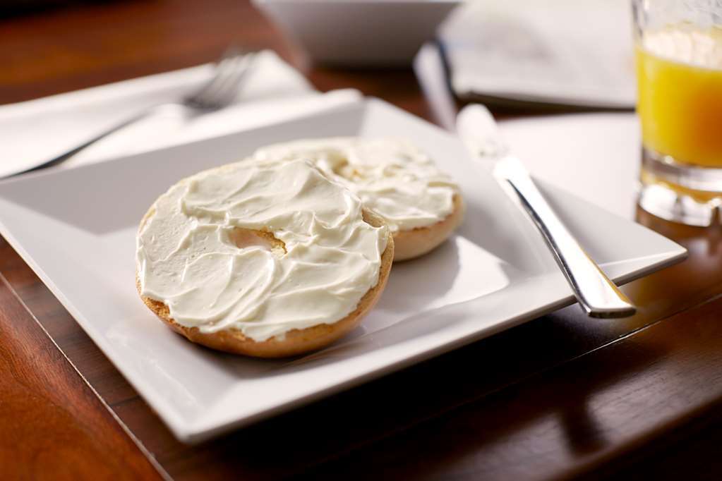 Hyatt Place Virginia Beach Town Center Restaurant photo